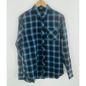 LL Bean Men's Checkered Plaid Blue and Black Button Down Long Sleeve Shirt Small